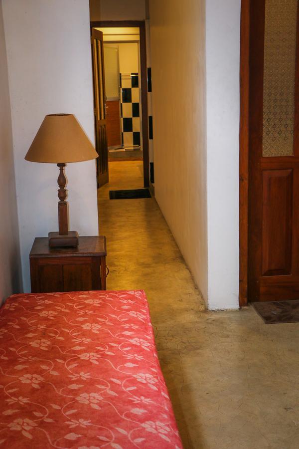 Dhawalagiri Inn Kandy Extérieur photo